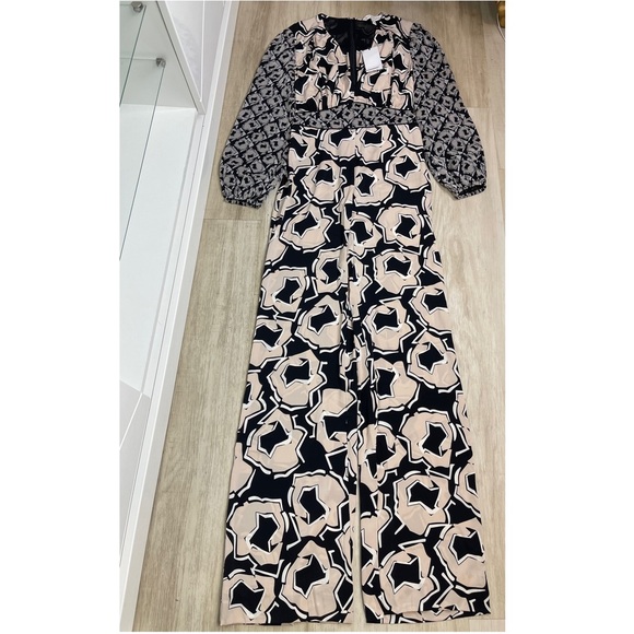 DVF SILK JUMPSUIT 2 - Picture 4 of 9